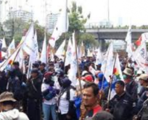 Tiga Tuntutan Tidak Dipenuhi Presiden, Massa Buruh Ancam Demo Lagi