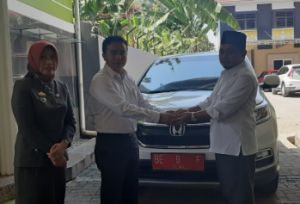 Asiiik, Dua Wakil DPRD Metro Dapat Mobil CRV