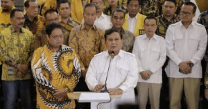 Sowan Dengan Ketum Golkar, Prabowo Ingatkan Ancaman Oligarki Di Indonesia