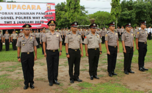 74 Anggota Polres Way Kanan Naik Pangkat