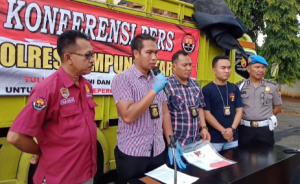 Ratusan Kayu Sonokeling Diamankan Aparat Gabungan Di Lampung Utara