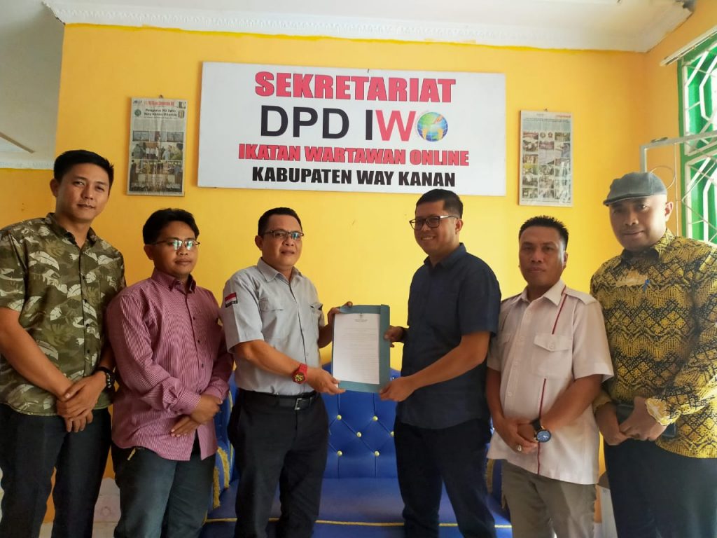 Jelang Pilkada, KPU – IWO Way Kanan Jalin Koordinasi