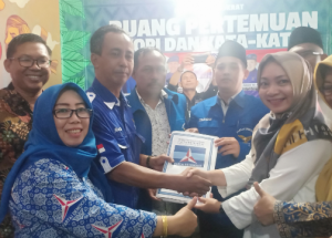 Dikawal Gerbong Bersinar, Nessy Mustafa Kembalikan Berkas Penjaringan ke Partai Demokrat