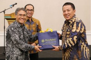 Gubernur Arinal Djunaidi Teken Nota Kesepahaman dengan UGM