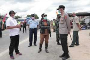 Winarti Tinjau Posko Pencegahan Covid -19 Di Perbatasan Tulang Bawang