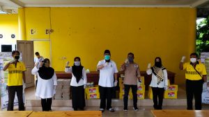 Berpartisipasi Cegah Covid-19, TEC Bagi-Bagi Masker, Hand Sanitizer dan Beras