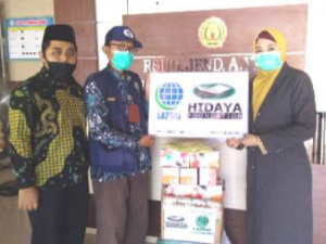 Dukung Tenaga Medis, DPRD Metro Kirim APD Ke RSUD Ahmad Yani