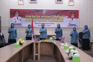 Lakukan Launching Program Siger melalui Video Conference, Riana Arinal Apresiasi TP PKK Kabupaten/Kota dan Pengurus Organisasi Wanita dalam Penanganan Covid-19