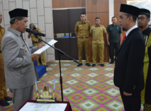 Loekman Djoyosoemarto Lantik Zulkifli Jadi Pj Sekda Lampung Tengah