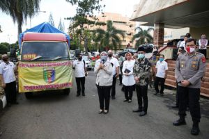 Pemprov Distribusikan Ribuan Paket Sembako untuk Masyarakat Terdampak Covid-19 di Lamteng, Lamsel dan Lamtim.