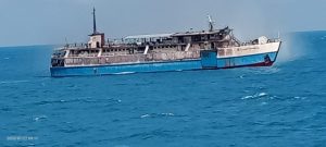 KM Bahari Indonesia Terbakar di Laut Jawa, Penumpang Dievakuasi dalam Keadaan Selamat