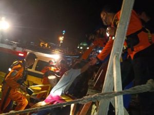 Sebanyak 23 Korban Kapal KM Barokah Tenggelam di Teluk Semaka Dievakuasi Selamat