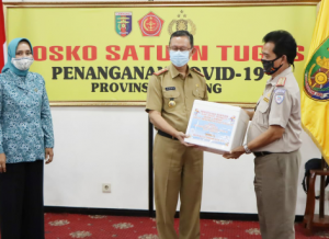 Pemerintah Provinsi Lampung Salurkan Bantuan Ikan Segar 1 Ton