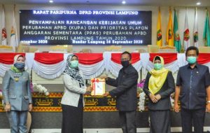 DPRD Lampung Sidang Paripurna, Wagub: Penyesuaian Anggaran Dalam Rangka Penanganan Covid-19