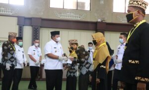 Arinal Lepas Kafilah Lampung untuk Berlaga di MTQ Tingkat Nasional 2020