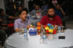 Chrisna Putra Tonton Debat Kandidat Bupati dan Wakil Bupati Pesisir Barat