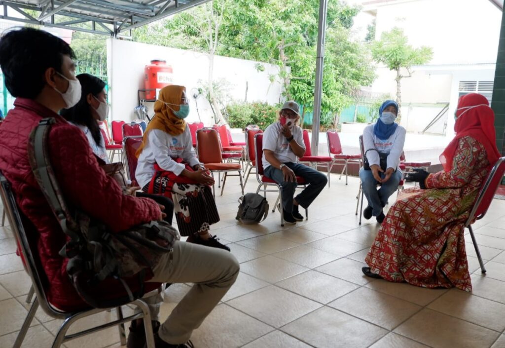 Jalin Sinergitas, Lamban Sastra Isbedy Stiawan Kunjungi Eva Dwiana