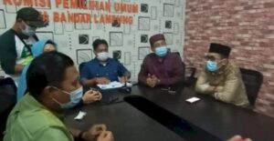 Akhirnya, KPU Bandarlampung Juga Diskualifikasi Paslon Eva Dwiana – Dedy Amrullah