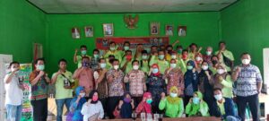 Disbun Provinsi Lampung Lakukan Pembinaan Petani Lada Lampung Timur