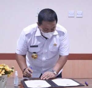 Gubernur Lampung Serahkan Laporan Keuangan 2020 ke BPK