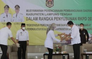 Nunik Minta Sinergikan Pertanian Lamteng dengan KPB