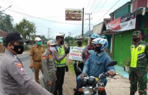 Operasi Yustisi di Rest Area Pugung, Satgas Covid Tanggamus Tindak 74 Pelanggar