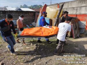 Warga Pantai Mutun Geger! Ada Mayat Mengapung