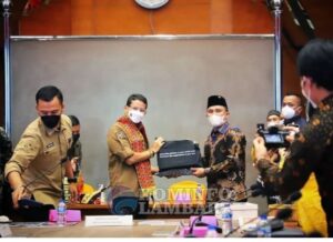 Kembangkan Wisata, Bupati Lampung Barat Audiensi dengan Menteri Pariwisata dan Ekonomi Kreatif