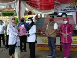 Pemkab Tanggamus Distribusi Bantuan Kepada Pasien Covid-19, Bupati Harapkan Kepedulian Jadi Budaya Masyarakat