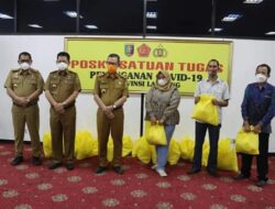 Aseek…Pemprov Lampung Bagi Paket Sembako ke Wartawan Isoman di Lampung