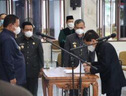 Arinal Lantik Lukman Pura Jadi Direktur RSUD Abdul Moloek