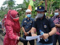 Bupati Serahkan 5 Unit Ambulance Pekon dan Tinjau 3 Ruas Jalan di Kecamatan Pugung
