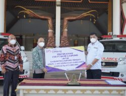 Mantop! Bank Lampung Serahkan CSR Ambulance Ke Pemkab Lampung Tengah