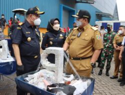 Gubernur Lampung Lakukan Pemusnahan Barang Milik Negara Hasil Penindakan Kantor Bea Cukai Bandar Lampung