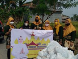 Ikuti Peringatan Hari Batik, Riana Ceritakan Batik Lampung di Webinar