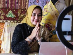 Ketua Dekranasda Lampung Ikuti Pameran Online Rumah Kriya Asri