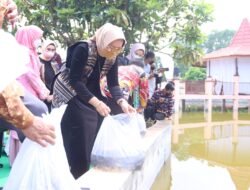 Ketua Dekranasda Provinsi Lampung, Launching Kain Tenun  Sulam Jelujur