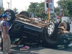 Alami Kecelakaan, Sekda Lampung Timur dan Isteri Dilarikan ke Rumah Sakit