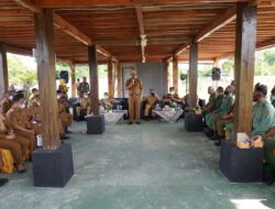 Musa Ahmad Serahkan Randis ke Danton Linmas Se- Lampung Tengah