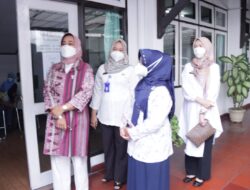 Ketua PMI Provinsi Lampung Tinjau Pemeriksaan Pap Smear
