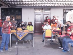 Riana Tinjau Pelaksanaan Donor Darah di Markas PMI Provinsi Lampung
