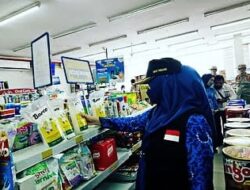 Minyak Goreng Makin Langka, Bupati Tanggamus Sidak Alfamart dan Indomaret Serta Pasar Tradisional