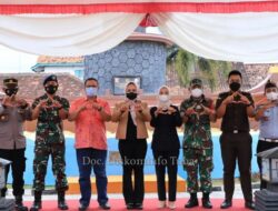 Bupati Tuba Buka Festival Megou Pak 2022