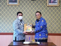 Arinal Serahkan LKPD Provinsi Lampung  2021 Ke BPK RI Perwakilan Lampung