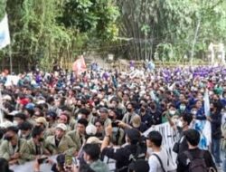 Tolak Jokowi 3 Periode, Mahasiswa Bogor Gugat Istana