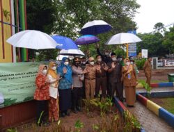 Pemkot Metro Tanam Toga di Sepanjang Irigasi Ganjaragung