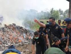 Bea Cukai Bandar Lampung Musnahkan Rokok Ilegal dan Minuman Keras Ilegal