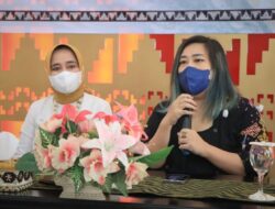Riana Sari Buka Kegiatan Pendampingan dan Kurasi Produk Kerajinan Lampung