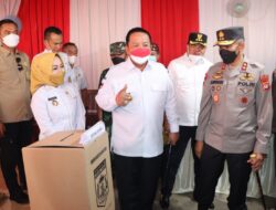 Bupati Lamteng – Gubernur Lampung Tinjau Pilkakam Secara E-Voting di Lamteng