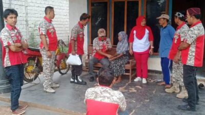 GML Metro Bagikan 7 Paket Sembako Jum’at Berkah Daerah Grenjeng